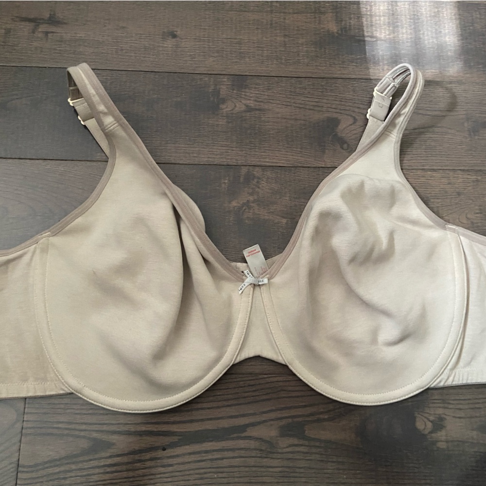 GUC Nude Cacique 50C Unlined Underwire Bra
